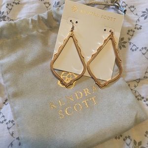 Kendra Scott Sophee earrings